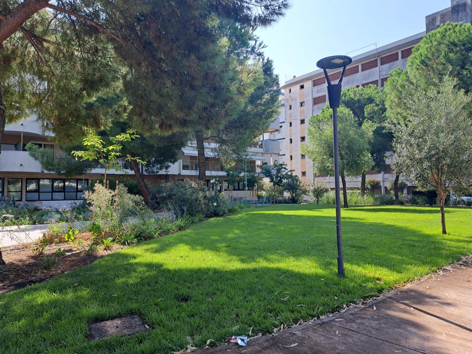 Appartamento - Terrazzo Vivibile Vista Mare, Wi-Fi Gratuito Vallecrosia Exterior photo