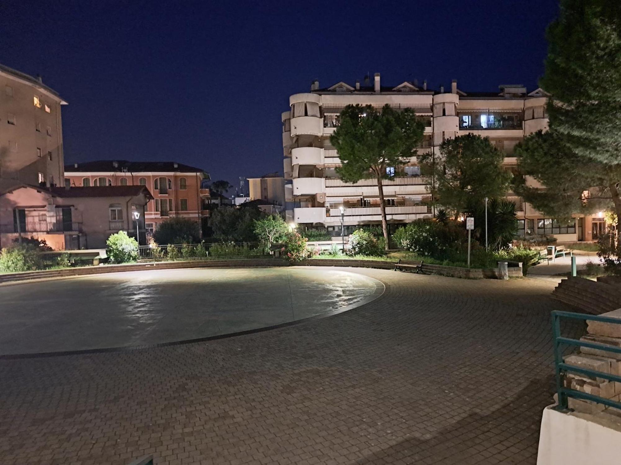 Appartamento - Terrazzo Vivibile Vista Mare, Wi-Fi Gratuito Vallecrosia Exterior photo