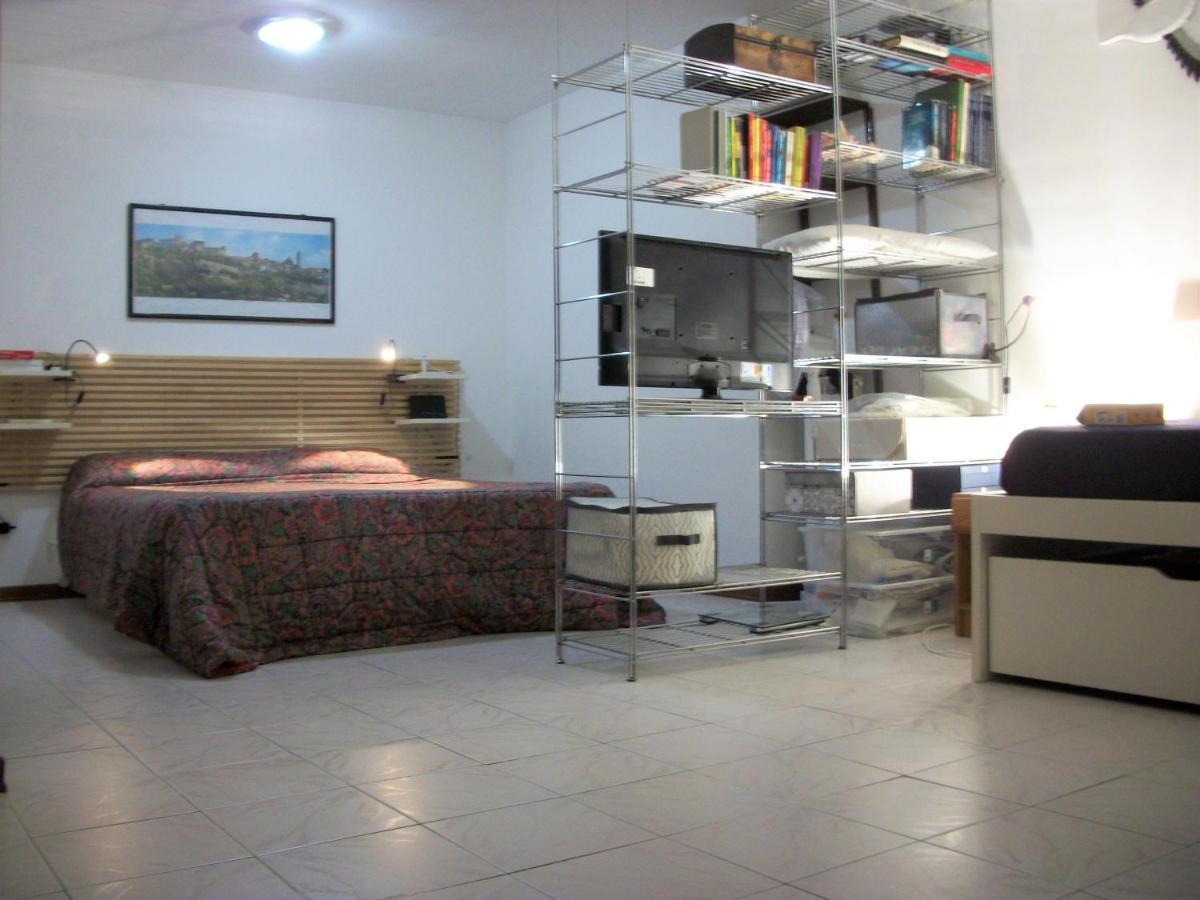 Appartamento - Terrazzo Vivibile Vista Mare, Wi-Fi Gratuito Vallecrosia Exterior photo